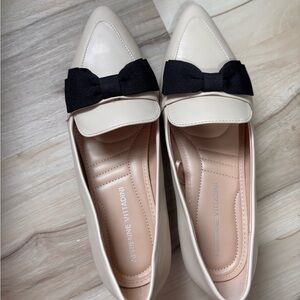Adrienne Vittadini Cream Pointed Flats with Black Bow Accent